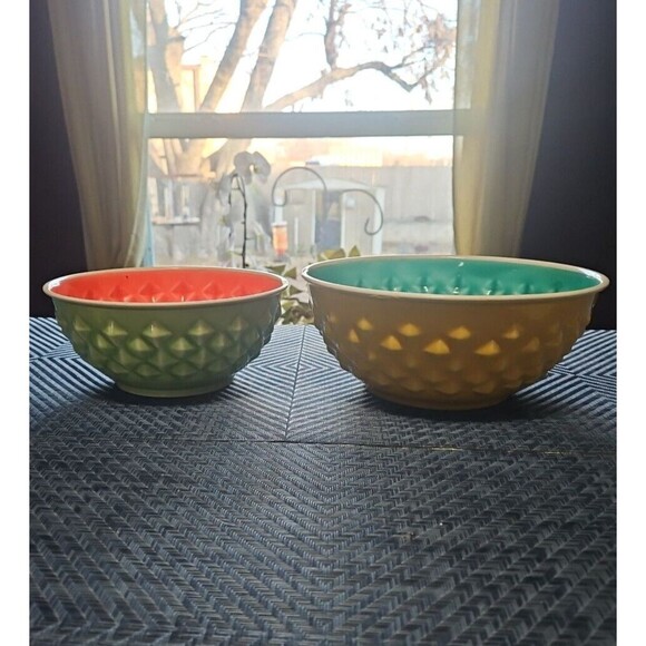 Set of 2 Pineapple Watermelon 3D Heavy Duty Melamine Bowls 8-1/2" and 7-1/4" - Picture 1 of 7